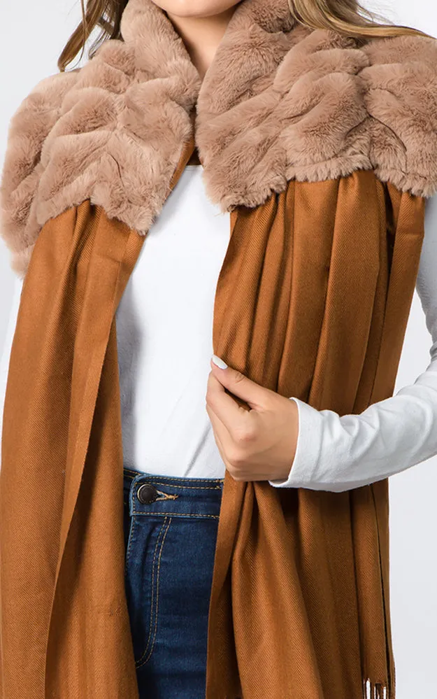OA90B6 Solid Scarf w/Center Ruffle Faux Fur